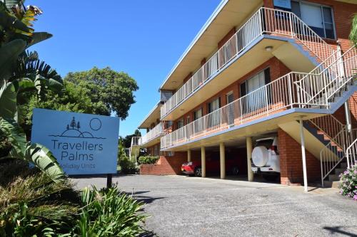 Traveller's Palms 7 - Bring your own linen.