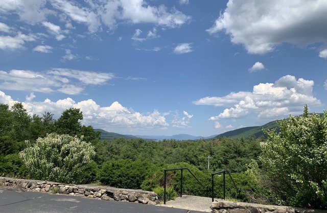 Travelodge by Wyndham Lake George NY