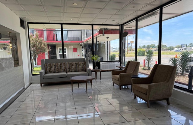 Travelodge by Wyndham Lumberton