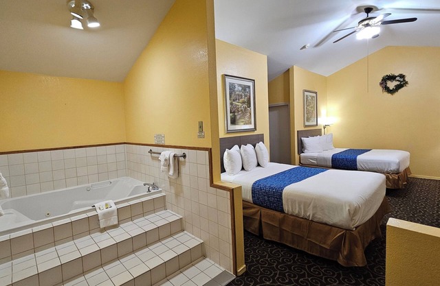 Travelodge by Wyndham Wenatchee