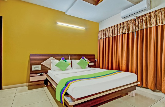 Treebo Trend Hotel Raj Elegance