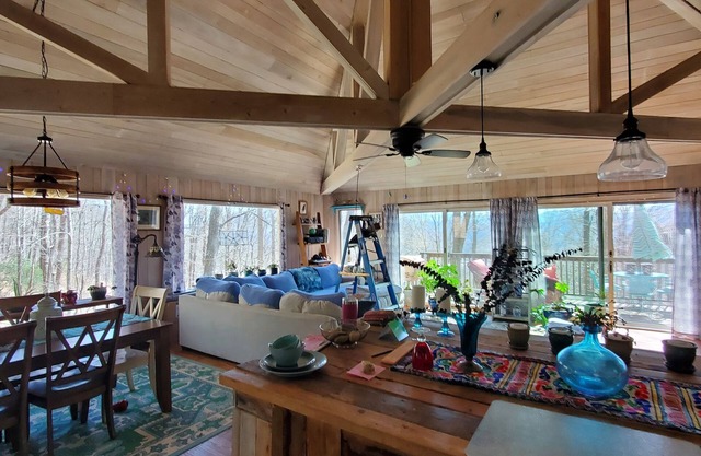 "Treehouse Cathedral" in Blue Ridge Mountains, NC
