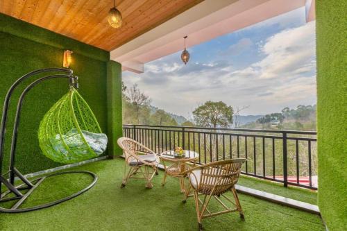 TreeHouse Kasauli Operated By Splendid Hotels I Vacations I Family Groups & Events I Forest Treks I Memories I
