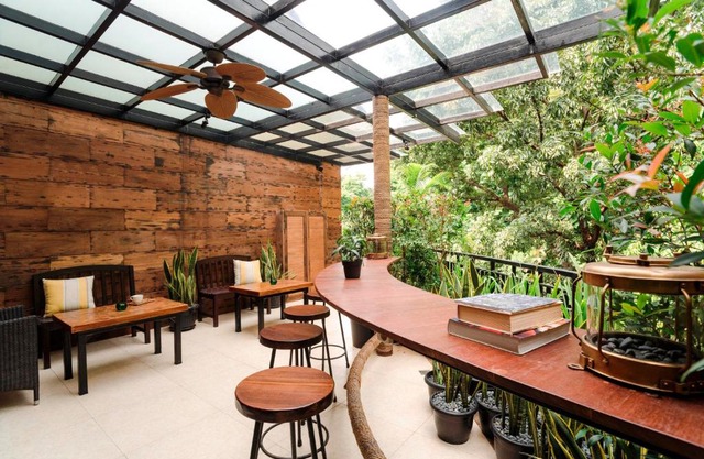 Treehouse Suites - Boutique Serviced Apartment