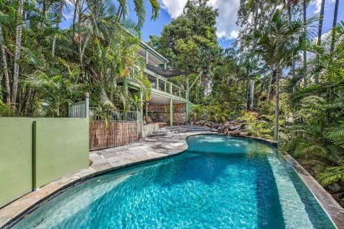 Treetop Paradise Retreat with Pool