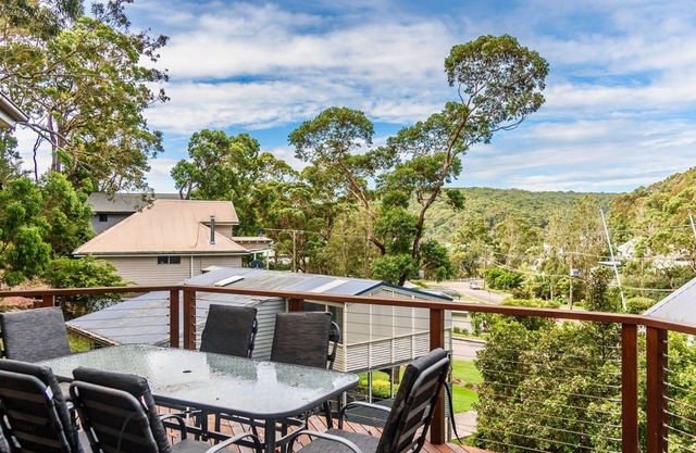Treetops on the Bay - Water Views