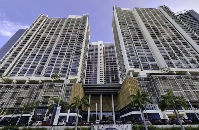 Trefoil @ Setia City Condotel