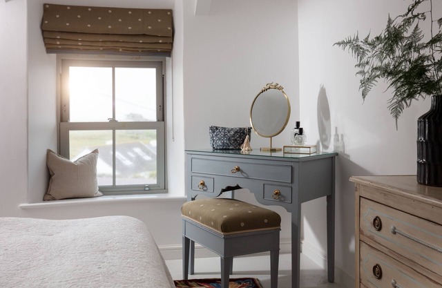 Trenance Farmhouse - beautiful adults only cottage - sleeps up to 7