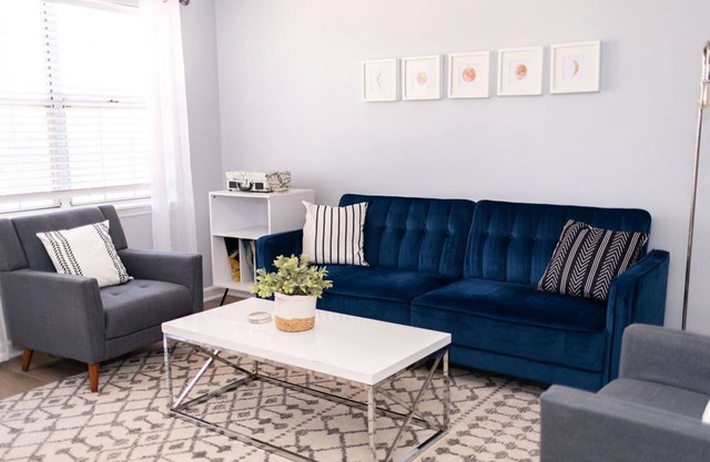 Condo 2 BR rénové tout neuf - Mieux qu'un hôtel!