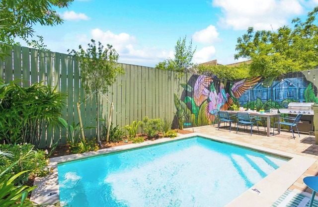 Trendy Art Filled MidCity Oasis w/ HeatedPool+ PKG