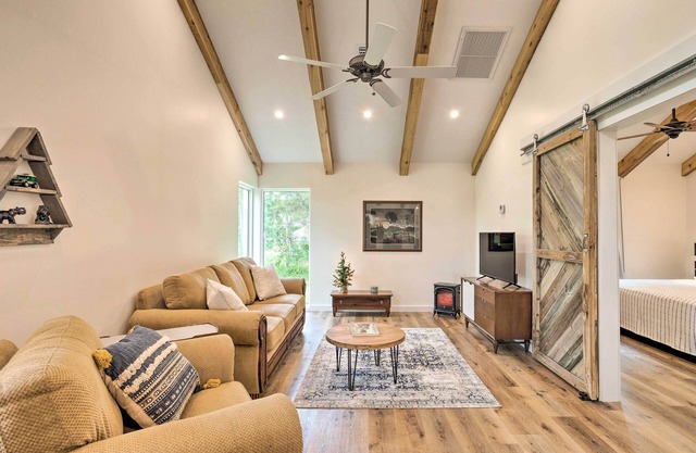 Trendy Palm City Cottage w/ Porch on 5 Acres!