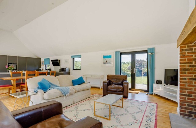 Trenley Farm Lodge - Two Bedroom House, Sleeps 4