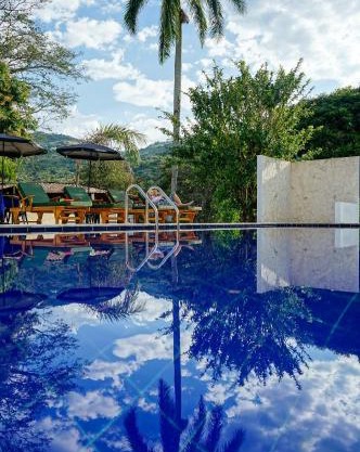 Tres Lagos Hotel