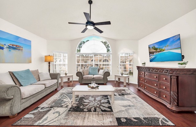 Homey and cozy 3Bd 2Bth Condo near Disney World!