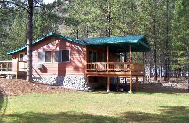 Trinity River Location Maison, NOUVEAU: Internet sans fil gratuit et nouveau téléviseur à écran plat !!