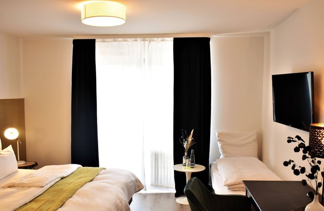 Chambre Triple avec Balcon - Hôtel zum See *** garni