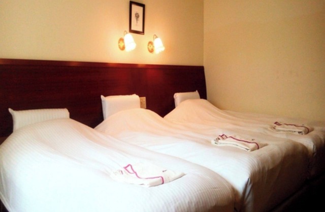 Triple Room Nonsmoking 2 beds 110cm wide 1 ex / Naha Okinawa