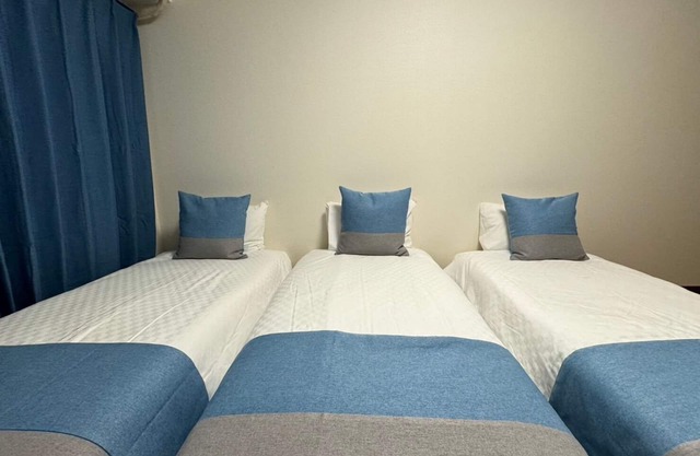 Triple room / Osaka Ōsaka