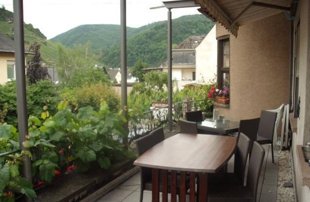 Chambre Triple Douche / WC / Balcon - Winzerhaus Haas-Lenz