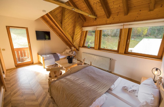 Triple room with shower and WC