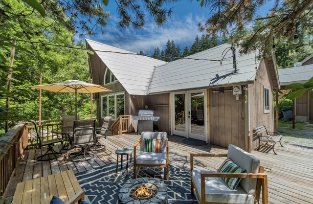 Trobele-Close to Fish Lake, Golf, State Park