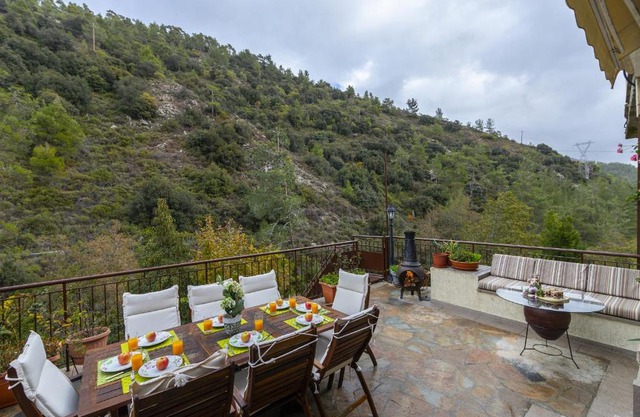 Troodos Riverside Cottage
