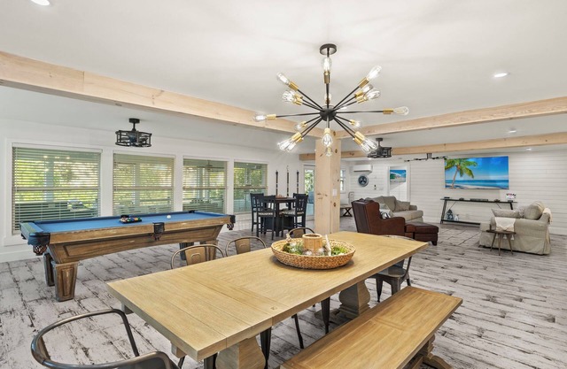 Pet Friendly Canal Home w/Swim Spa! Sleeps 16 plus! Live the salt life Vaca!