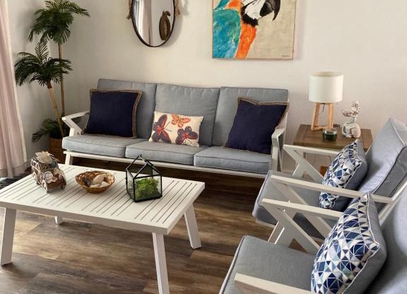 Tropical Cottage Beach
