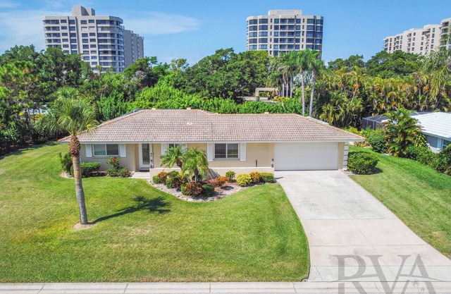 Hy Tee: House on Longboat Key by RVA