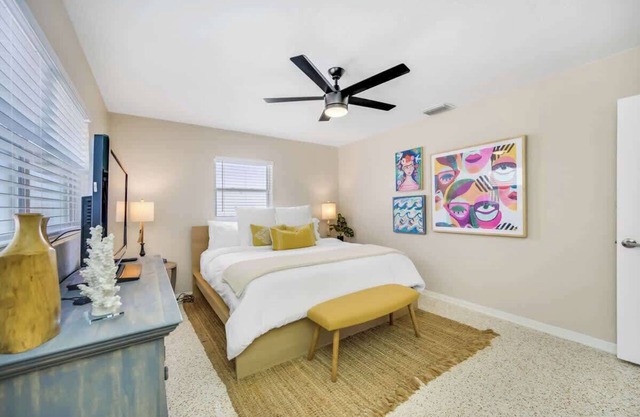 NEW - Private Home with Tropical Garden & Within 5 Mins of Madeira Beach