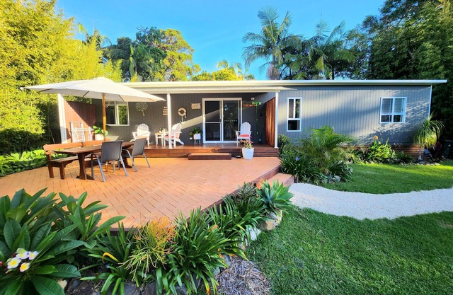 Tropical Hideaway Cottage