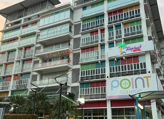 Tropical Hotel Kota Damansara