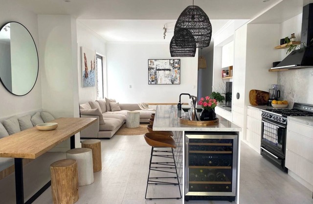 Tropical Oasis in Bronte Beach