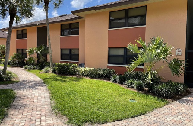 Tropical Paradise between Naples & Marco Island Seasonal Rental