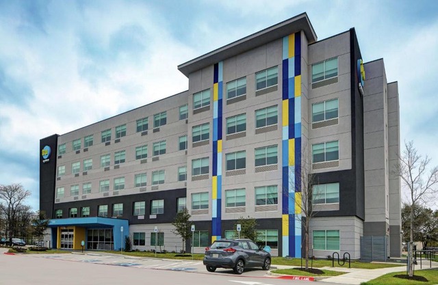 Tru By Hilton Austin Airport, Tx