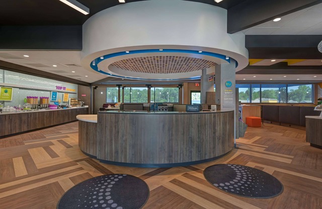 Tru by Hilton Mooresville