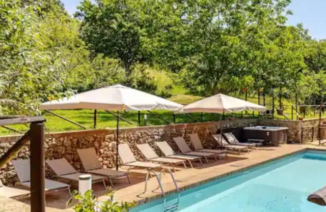 Sienne, la vraie Toscane! Propriété entière une piscine 20P A/C Jacuzzi WiFi