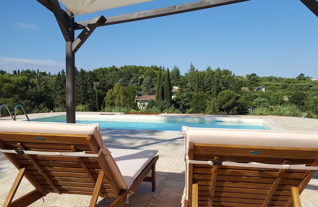 Trulli Parco Grande, résidence panoramique avec piscine à Putignano