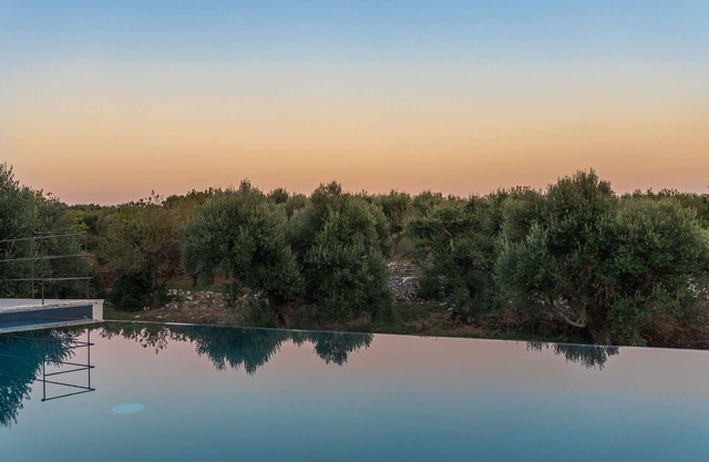 Fantastique trullo avec piscine près de Cisternino