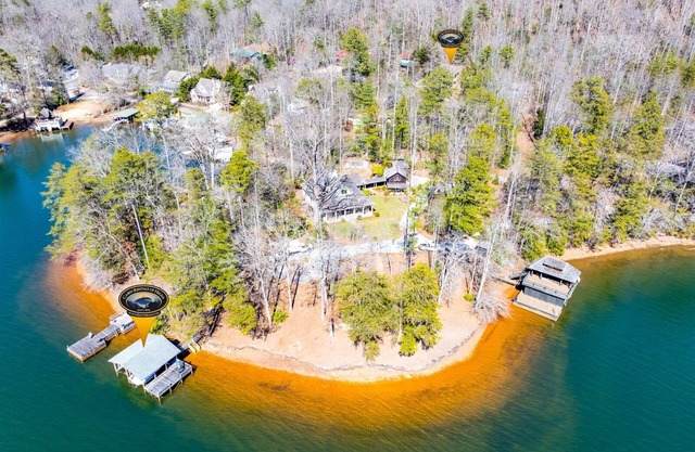 Tuckaway Cottage Lake Burton