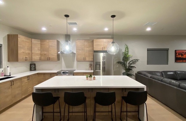 Brand New 3 bedroom 4 bathroom home with garage!