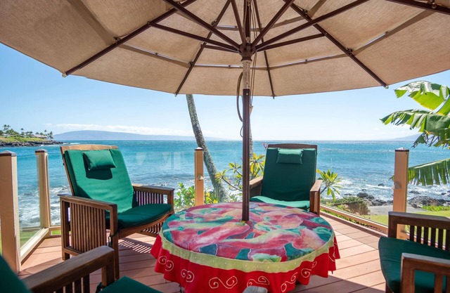 Turtle Cove 3 Bedroom Home by RedAwning