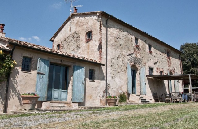 Villa avec piscine privée et 25km distance pou la mer.