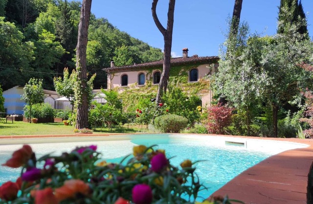 Toscane - Arezzo élégante villa avec piscine et parc privé