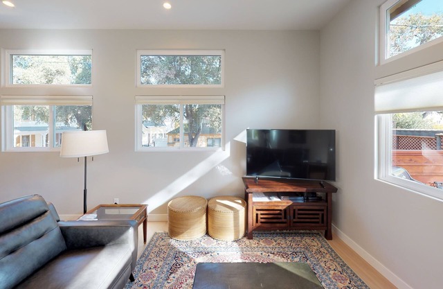 Twice is Nice - Maison 2BR / 2BA finement finie au centre-ville de Paso Robles