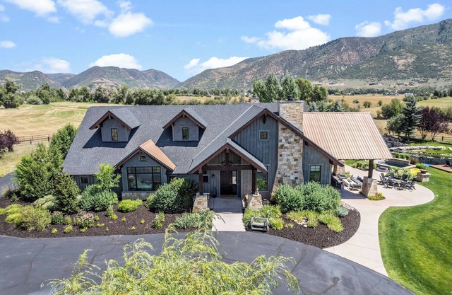20 minutes de Park City. Profitez de votre propre ranch privé avec étang à truites privé