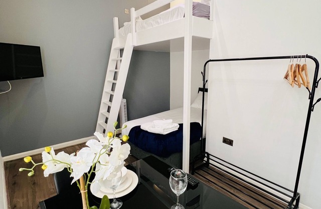 Studio-Appartement-Salle de bain et douche-Twin