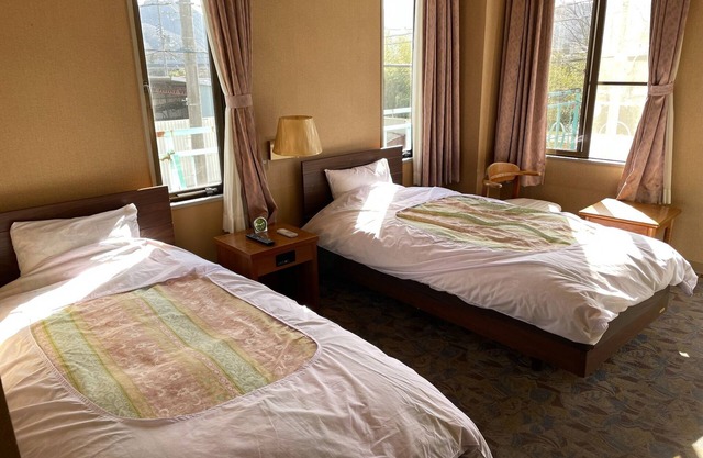 Twin room with bath 2nd or 3rd floor Free lunch / Shiso Hyōgo