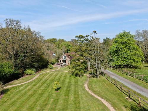 Twisly North Lodge