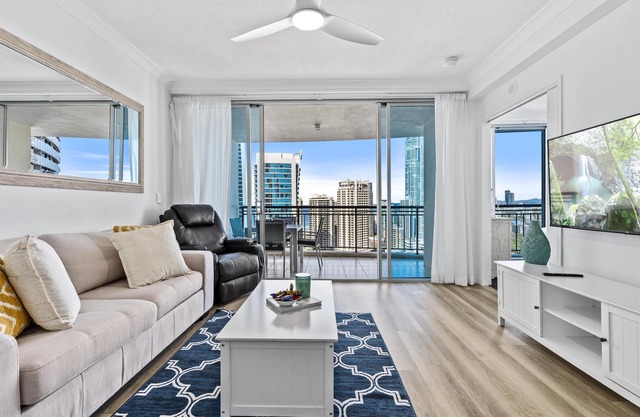 Chevron Renaissance - 3 Bedroom Sub Penthouse